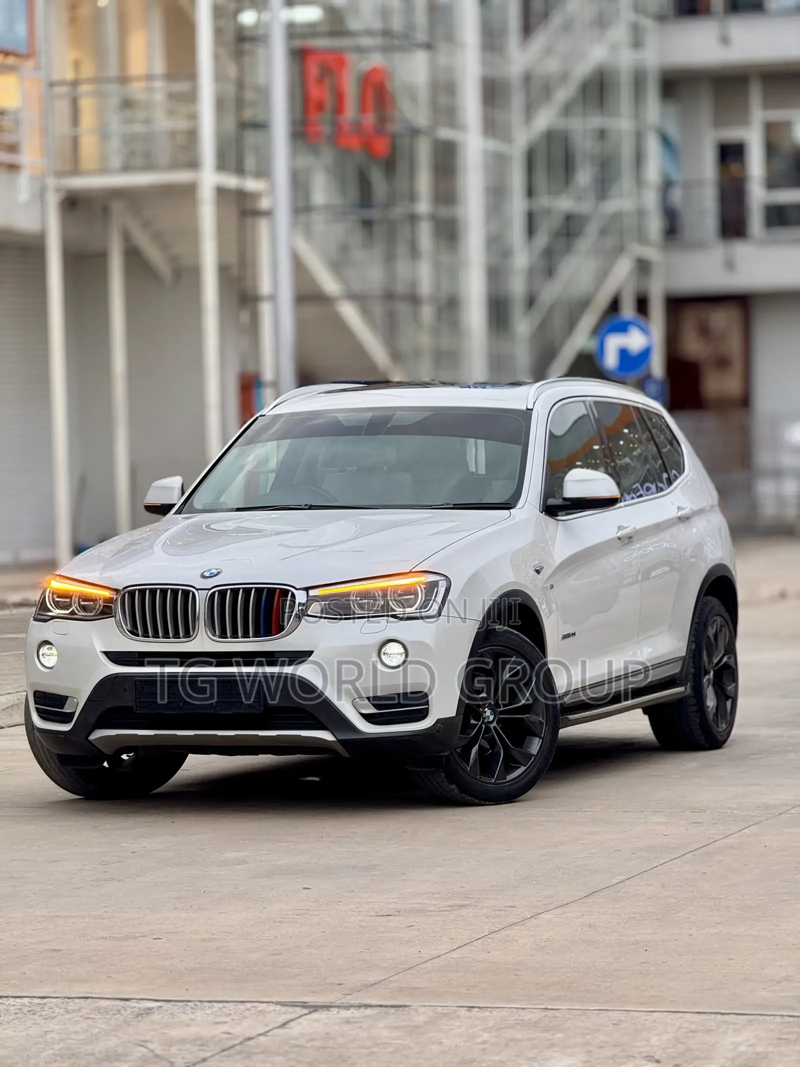 BMW X3 sDrive28i 4dr SUV (2.0L 4cyl Turbo 8A) 2015 White