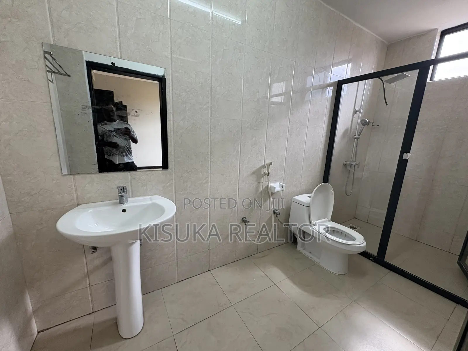Furnished 3bdrm Apartment in Oysterbay, Kinondoni for rent