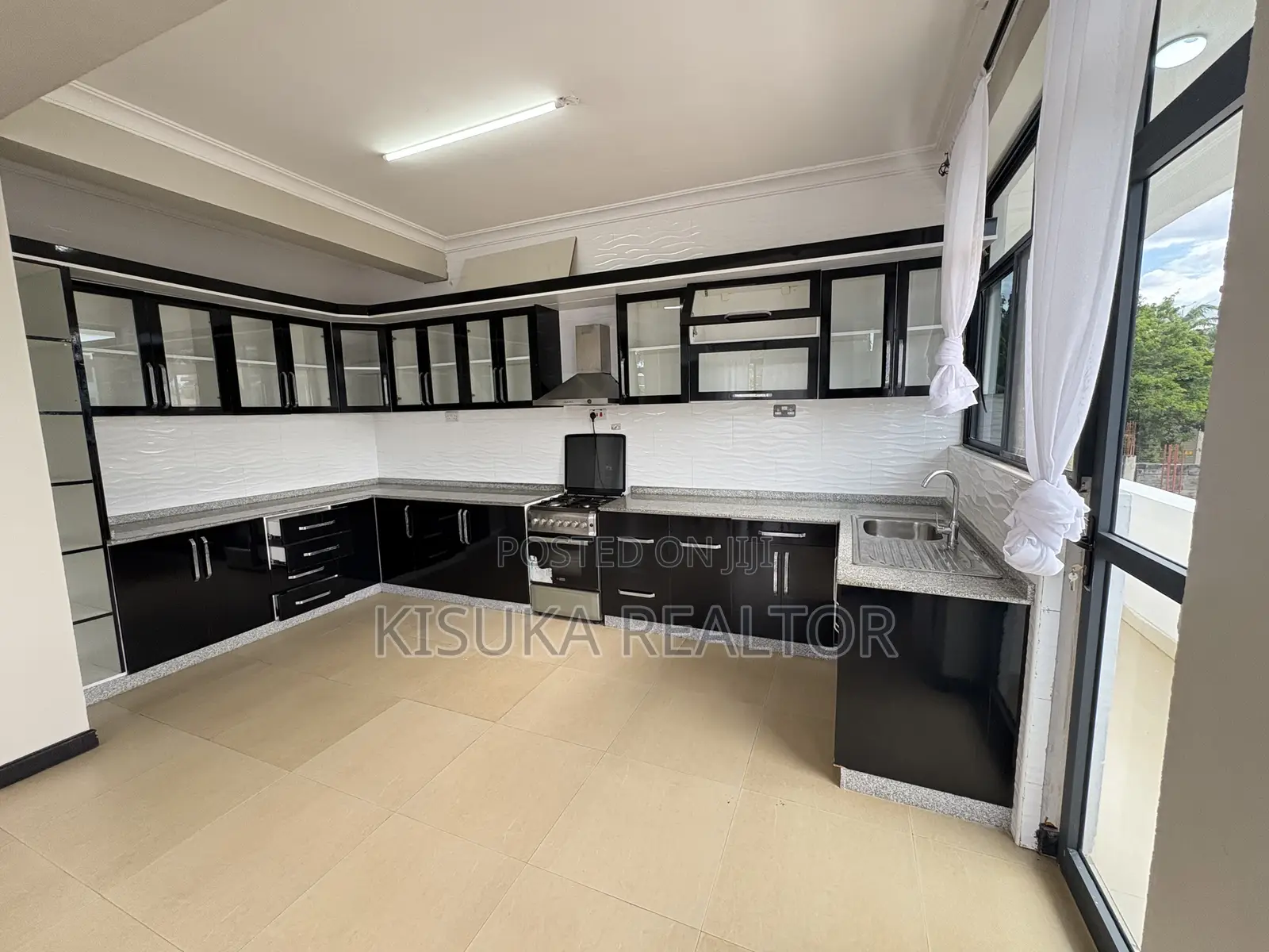 Furnished 3bdrm Apartment in Oysterbay, Kinondoni for rent