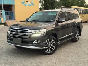 Toyota Land Cruiser 2017 Gray