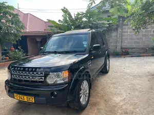 Land Rover Discovery 2010 Black