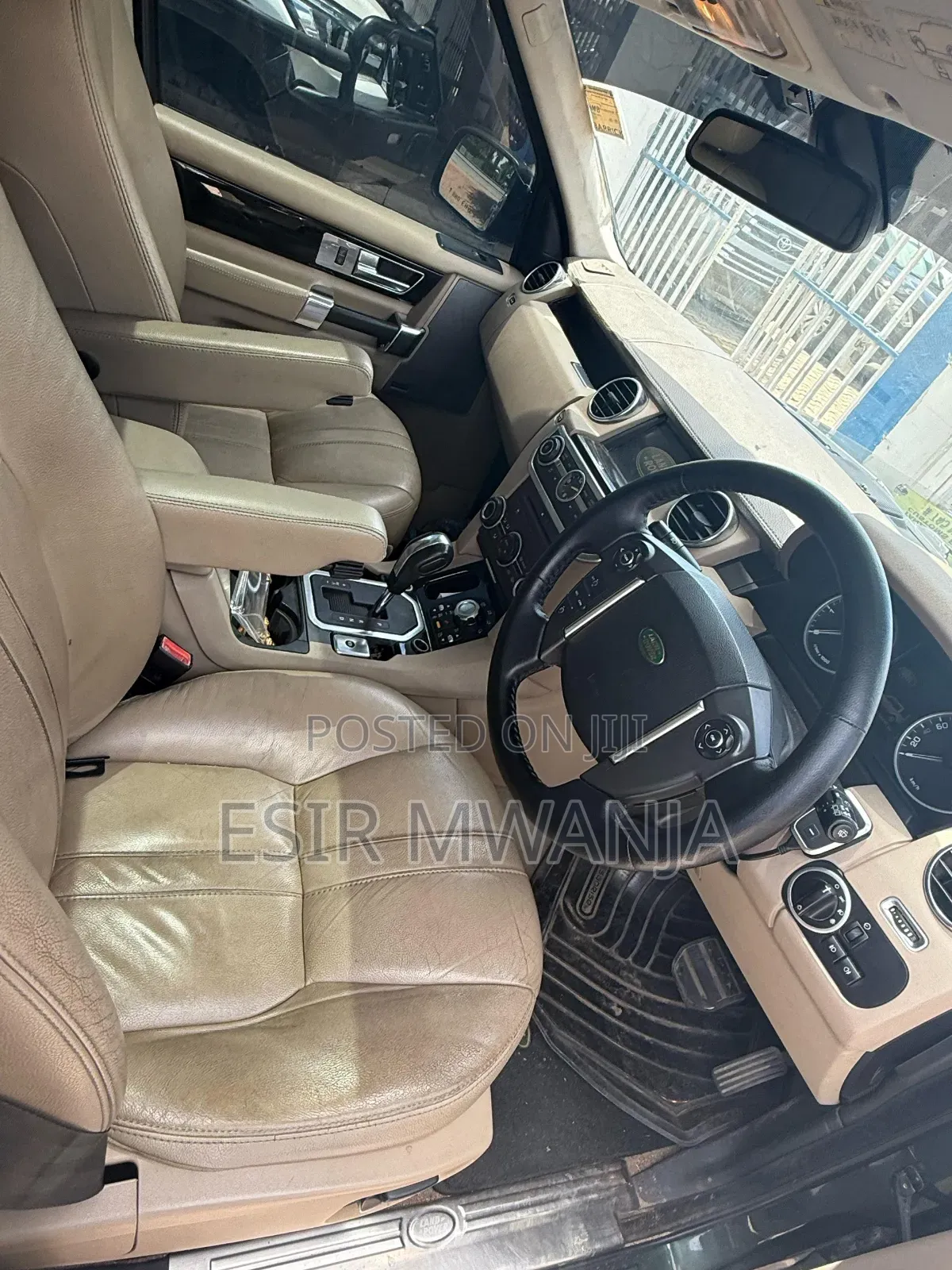 Land Rover Discovery 2011 Green
