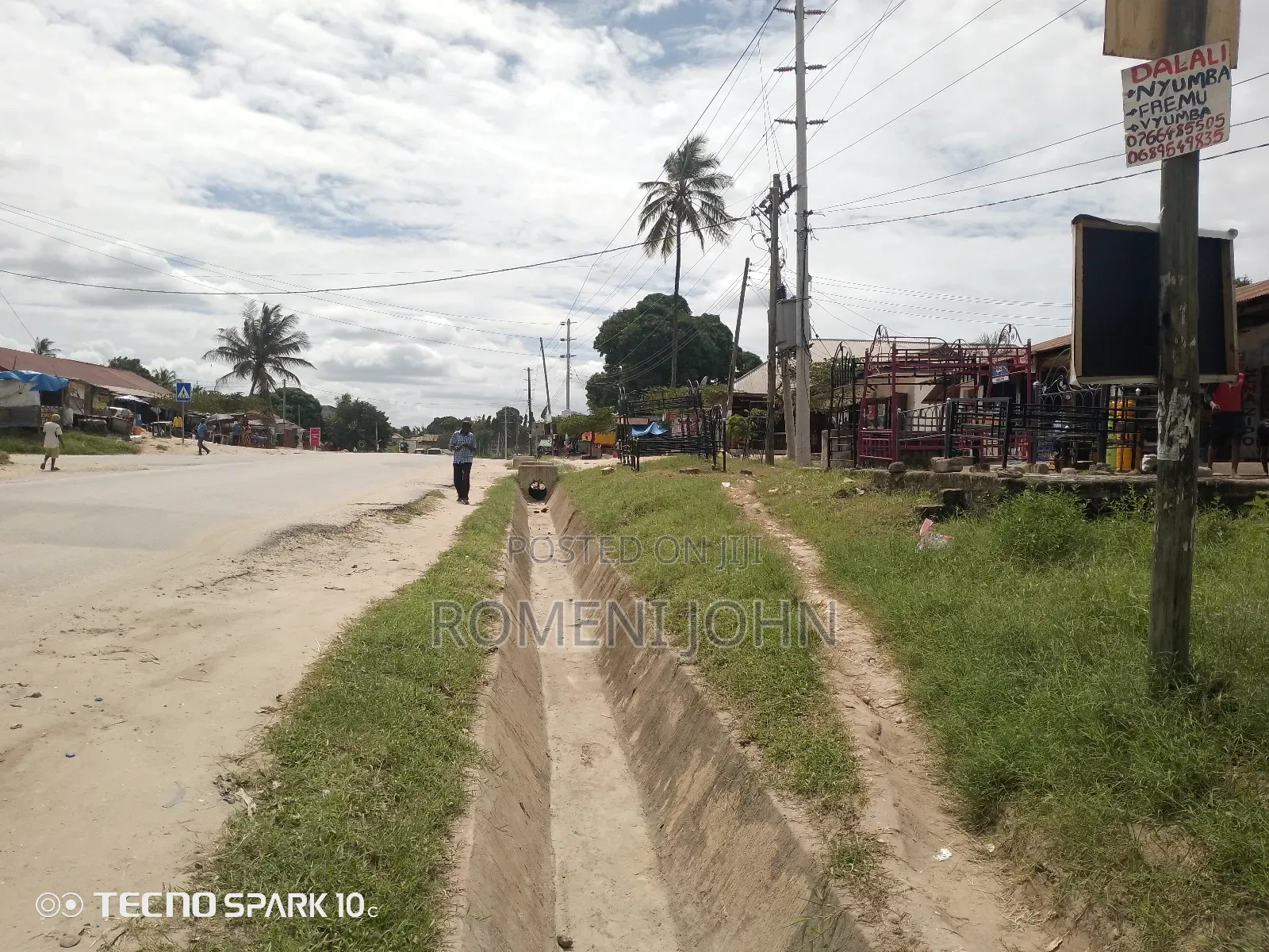 Eneo La Kibiashara+Fremu 10 Linauzwa Milioni 180 Pugu Kigogo