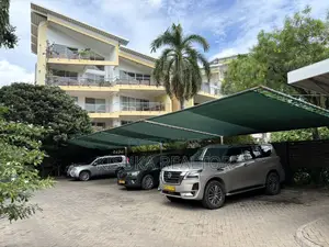 Furnished 20bdrm Mansion in Masaki, Kinondoni for sale