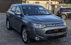 Mitsubishi Outlander 2013 Gray