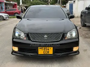 Toyota Crown Royale 2005 Black