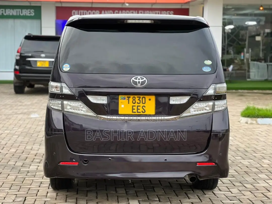 Toyota Vellfire 2008 Purple