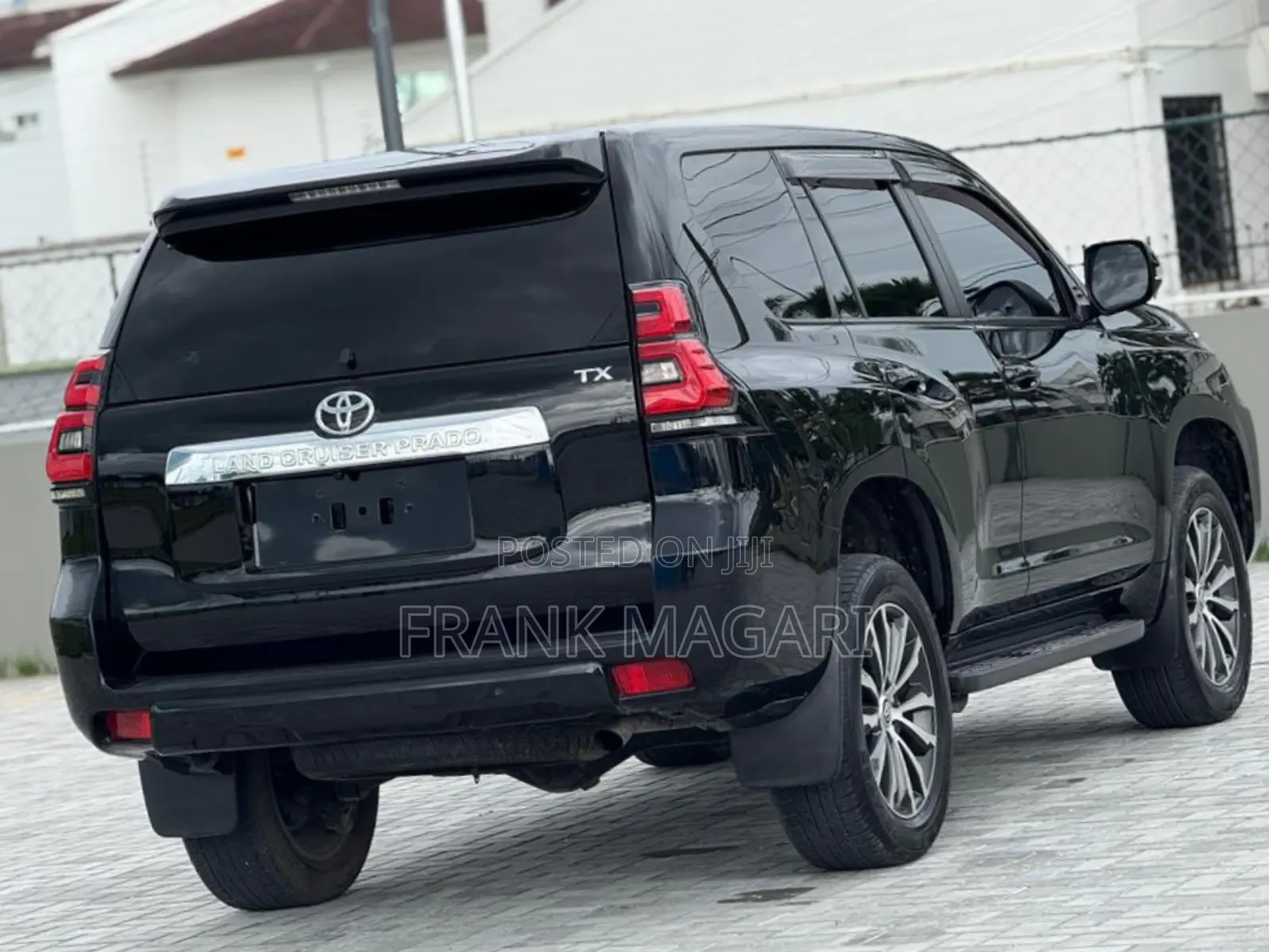 Toyota Land Cruiser Prado 2.7 2019 Black