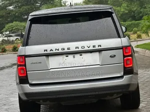 Land Rover Range Rover Vogue 2015 Silver