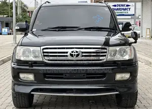 Toyota Land Cruiser 2000 Black