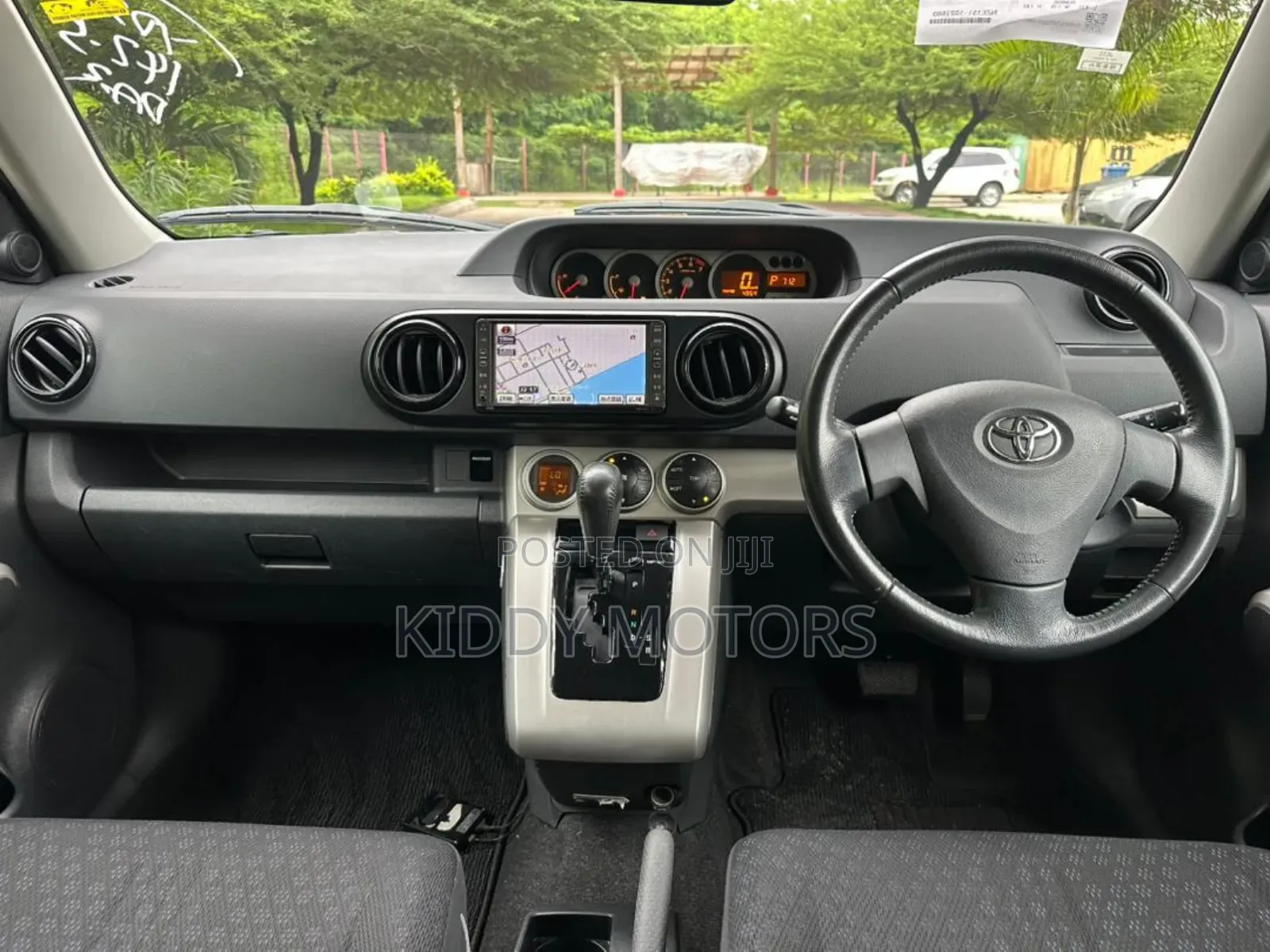 Toyota Corolla Rumion 2008 White