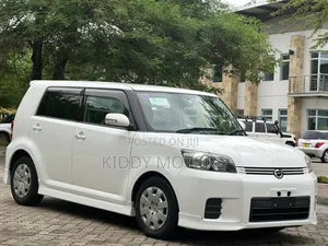 Toyota Corolla Rumion 2008 White