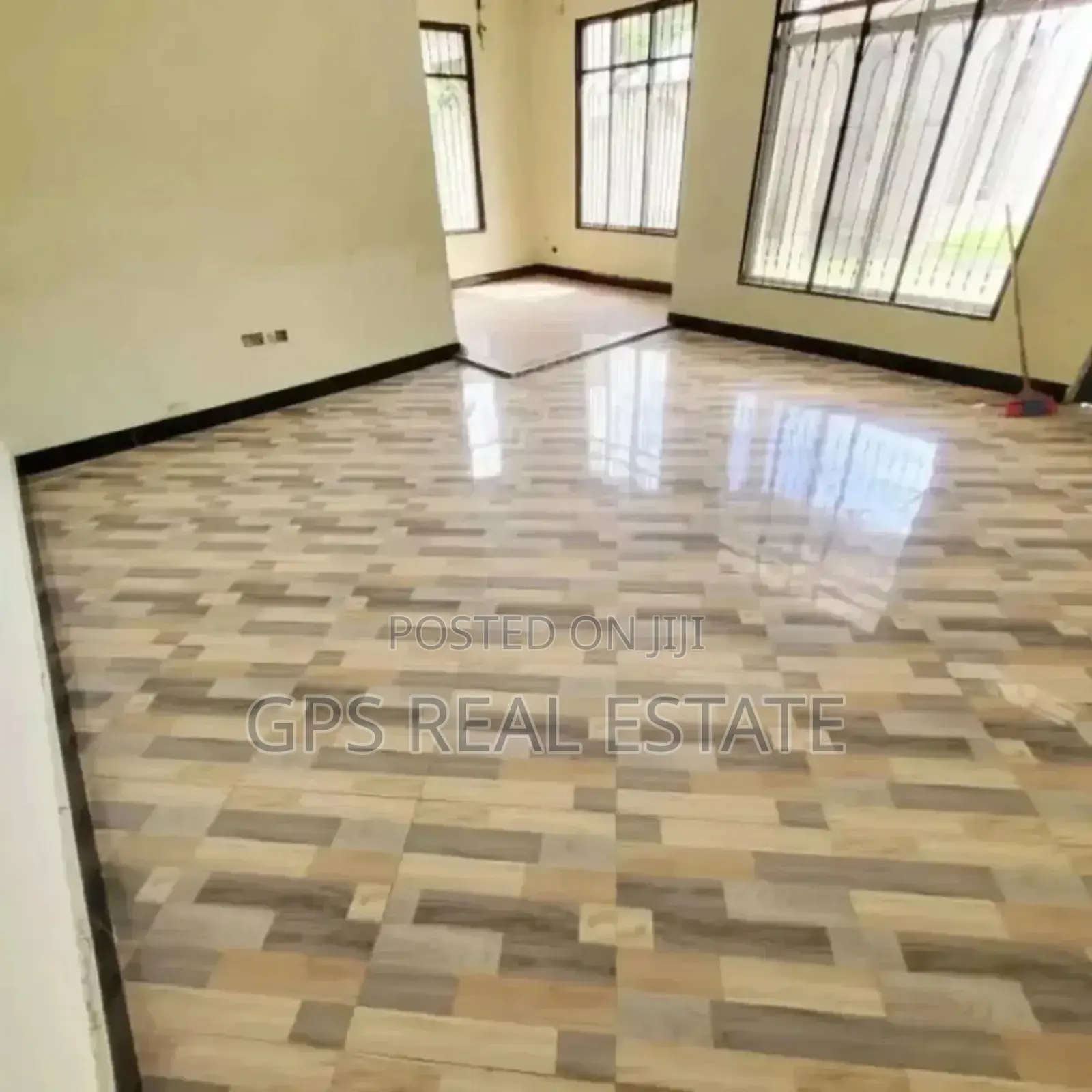 4bdrm House in Mbezi Kwa Msuguli, Kinondoni for sale