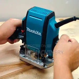 Makita Router M3601b