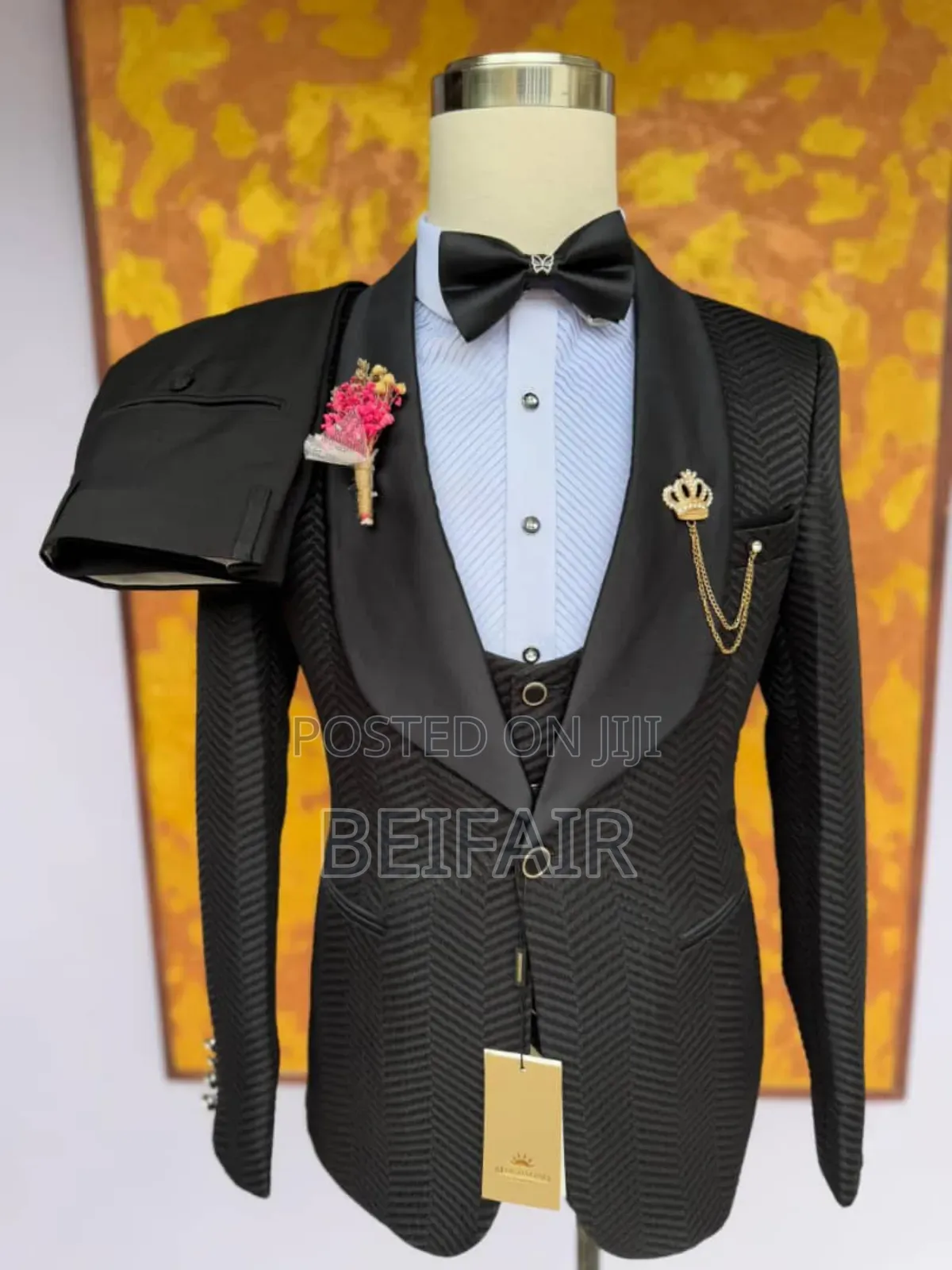 Fabulous Black Stylish Suit