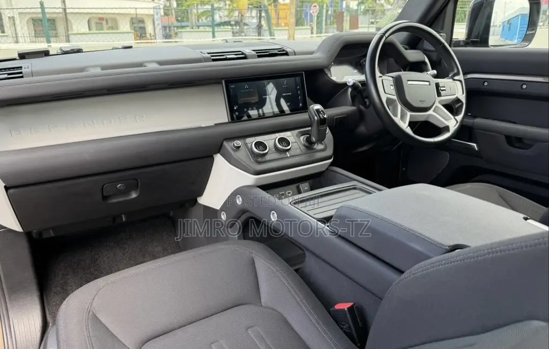 Land Rover Defender 2021 Gray