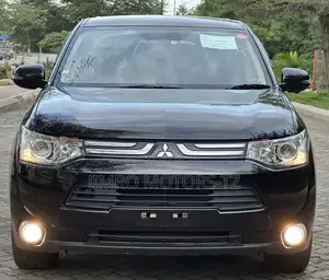 Mitsubishi Outlander 2014 Black