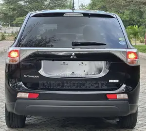 Mitsubishi Outlander 2014 Black