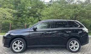 Mitsubishi Outlander 2014 Black
