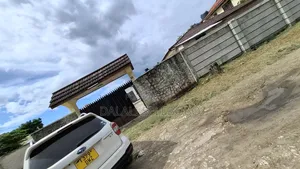 6bdrm Bungalow in Kijitonyama for sale