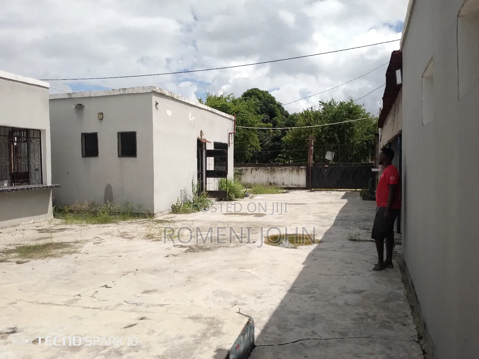 Gesti, Bar Na Ukumbi Inapangishwa Milion Moja Kapungu.