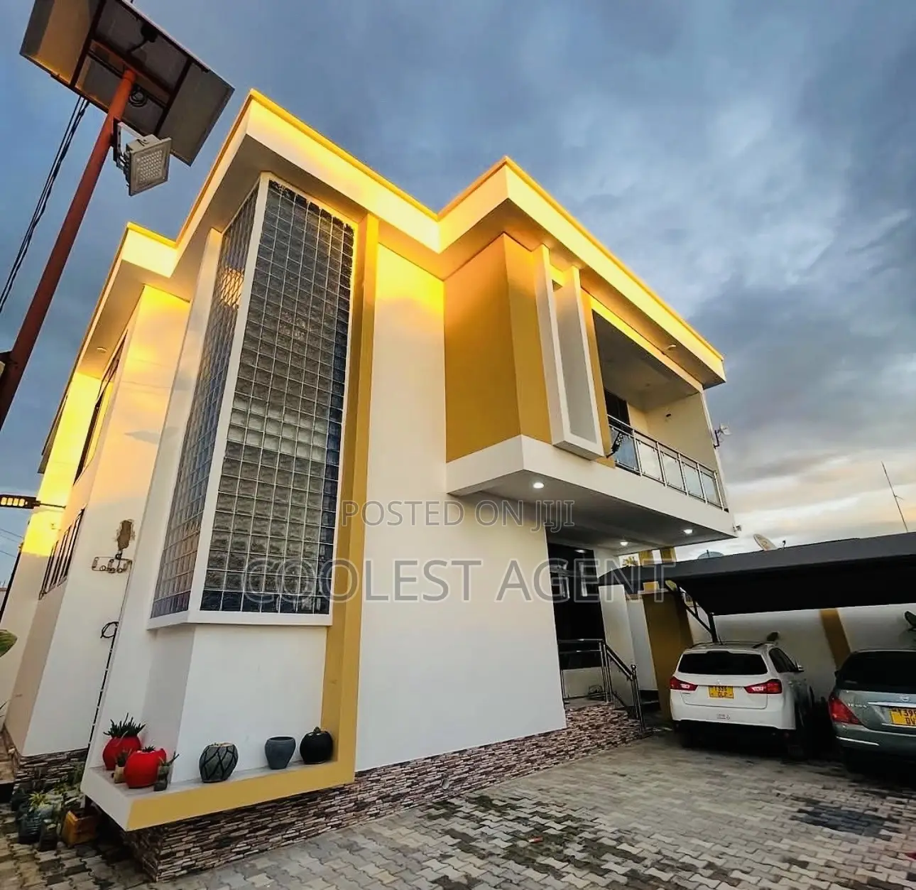 4bdrm Maisonette in Makumbusho, Kinondoni for sale