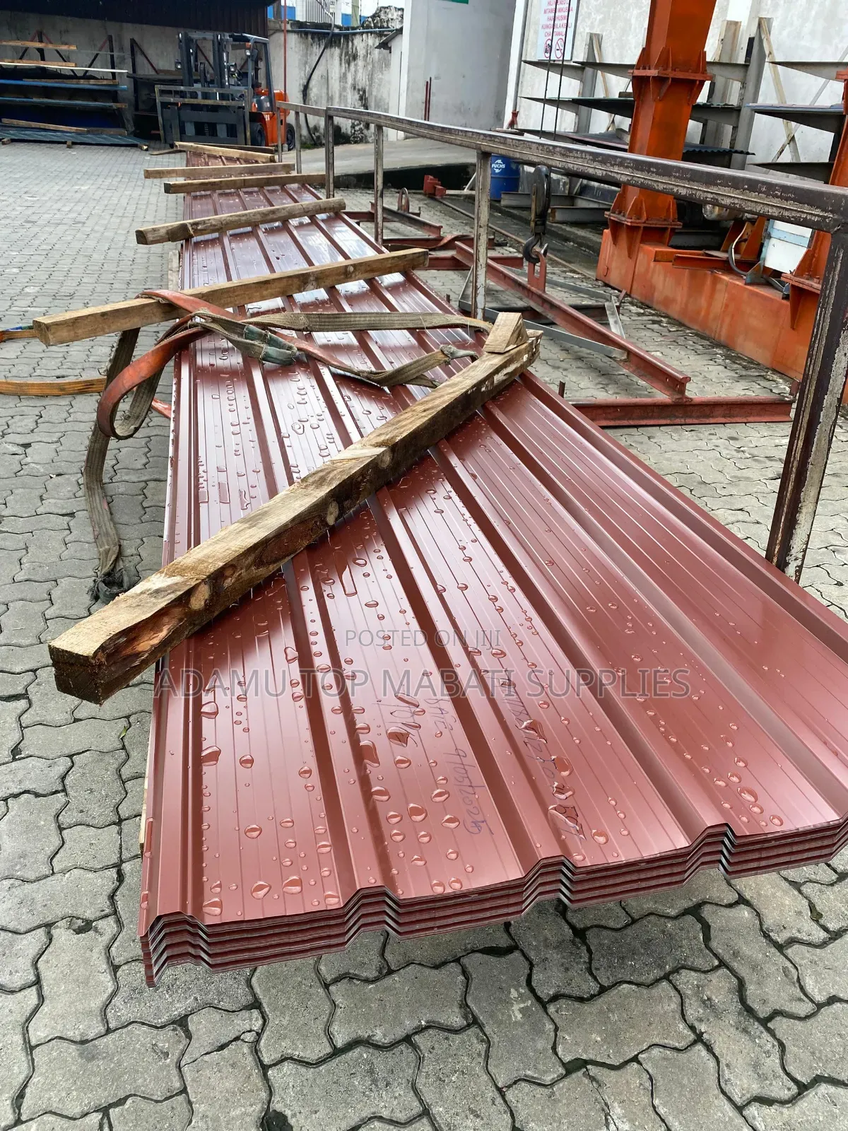 Mgongo Mpana (Rangi Ya Brick Red)