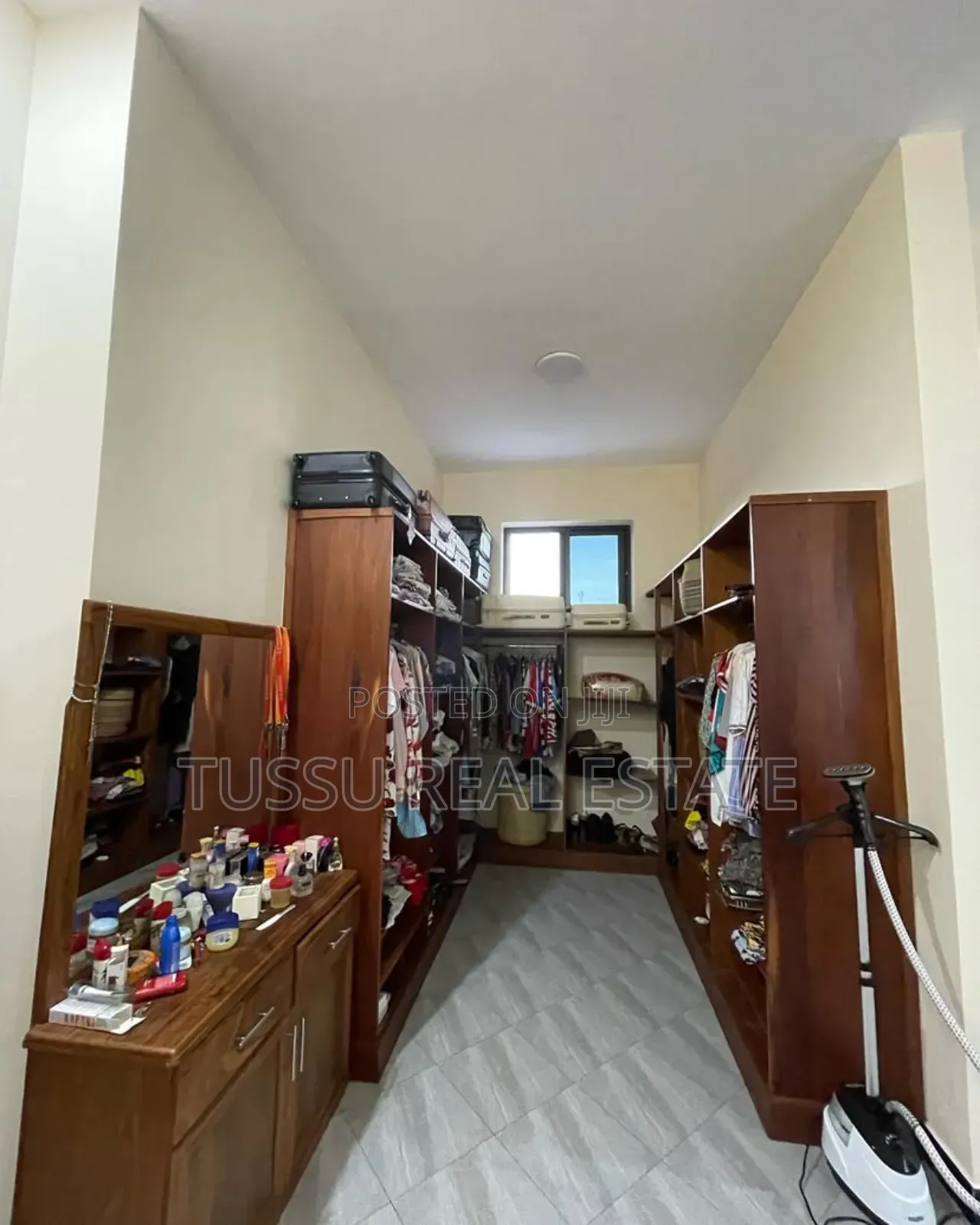 4bdrm House in Makumbusho Dsm, Kinondoni for sale