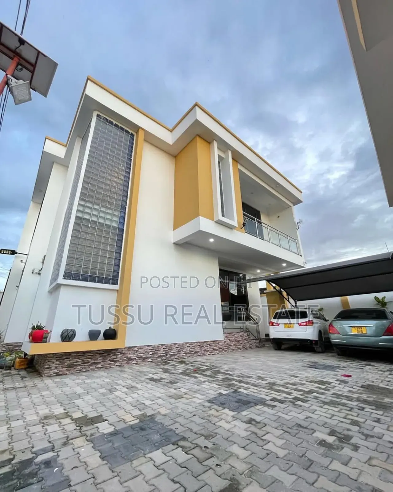 4bdrm House in Makumbusho Dsm, Kinondoni for sale