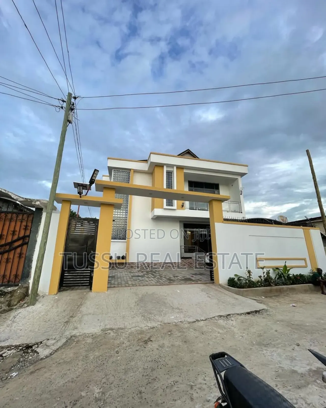 4bdrm House in Makumbusho Dsm, Kinondoni for sale