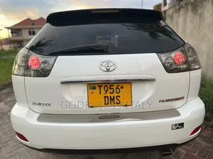 Toyota Harrier 2.2 16V 2003 White