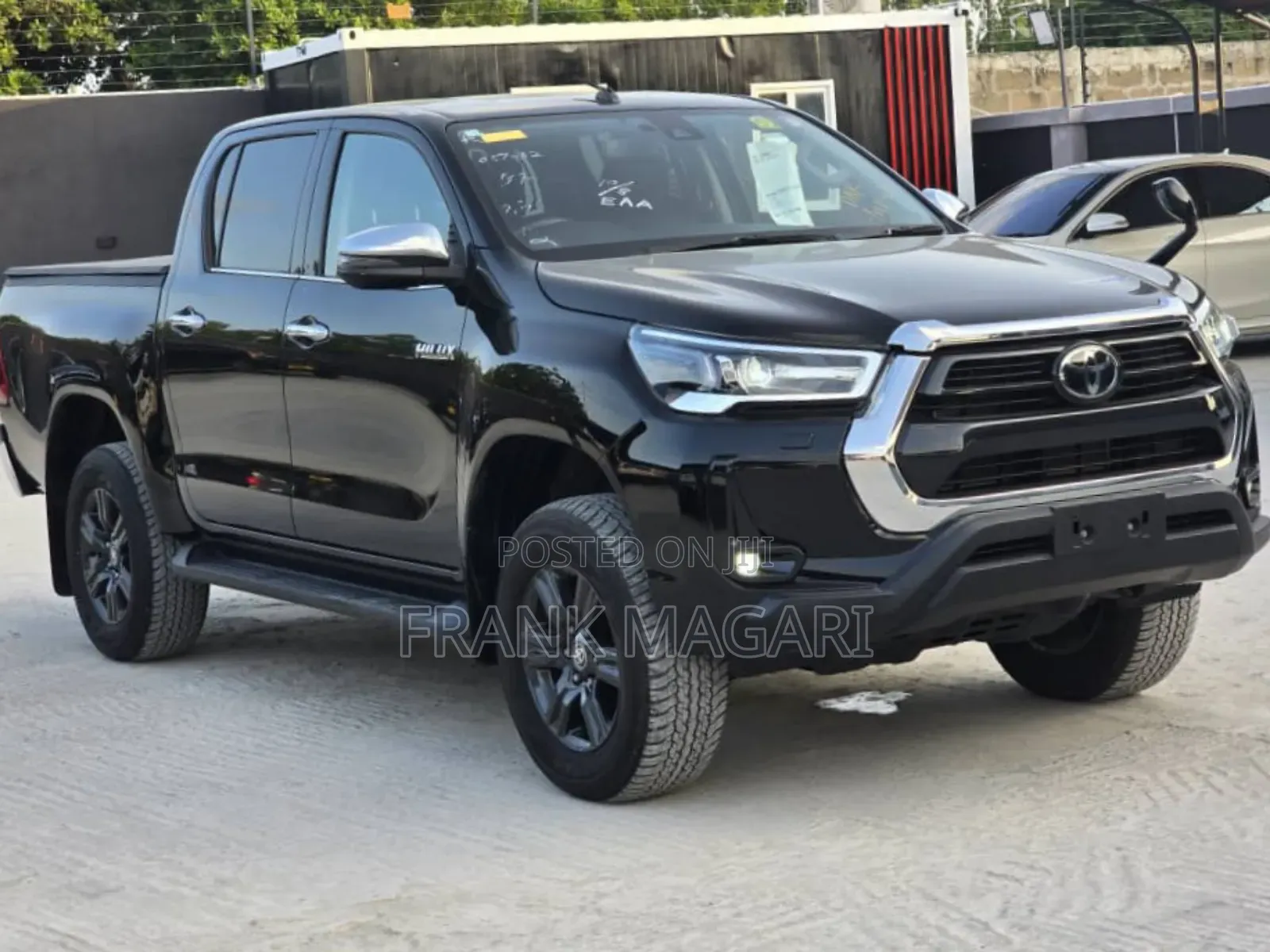 Toyota Hilux 2021 Black