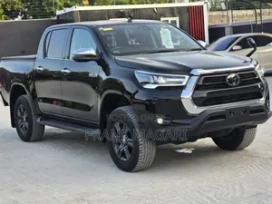 Toyota Hilux 2021 Black