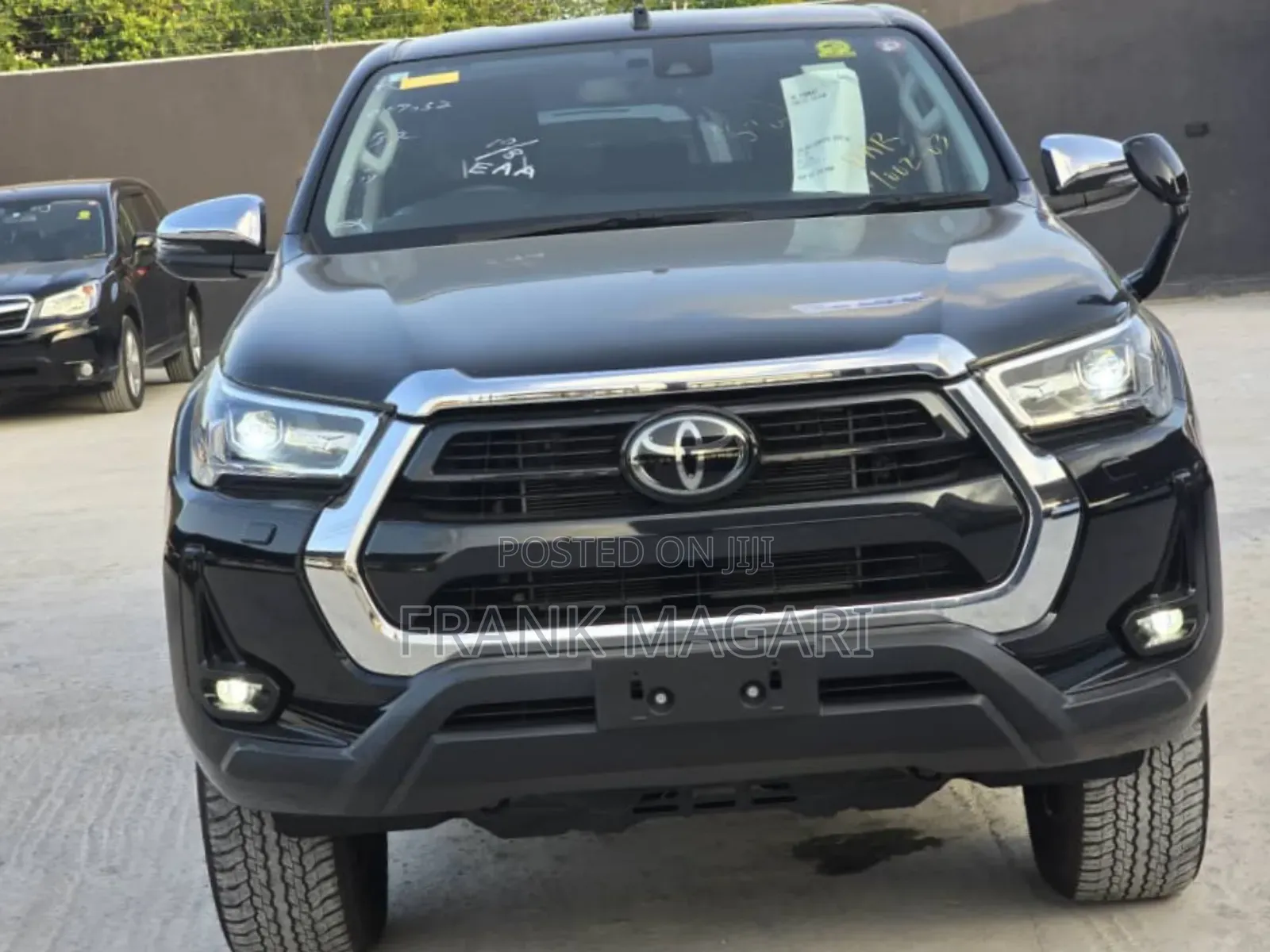 Toyota Hilux 2021 Black
