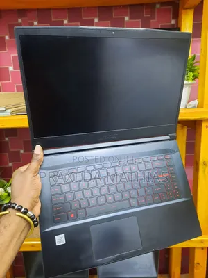 Laptop MSI GF65 Thin 10UE 16GB Intel Core I7 SSD 512GB