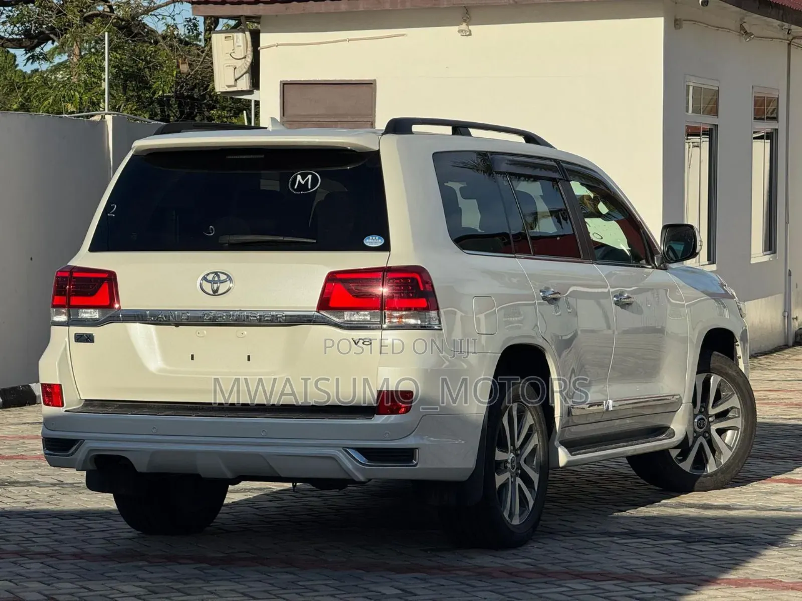 Toyota Land Cruiser 2018 Off white