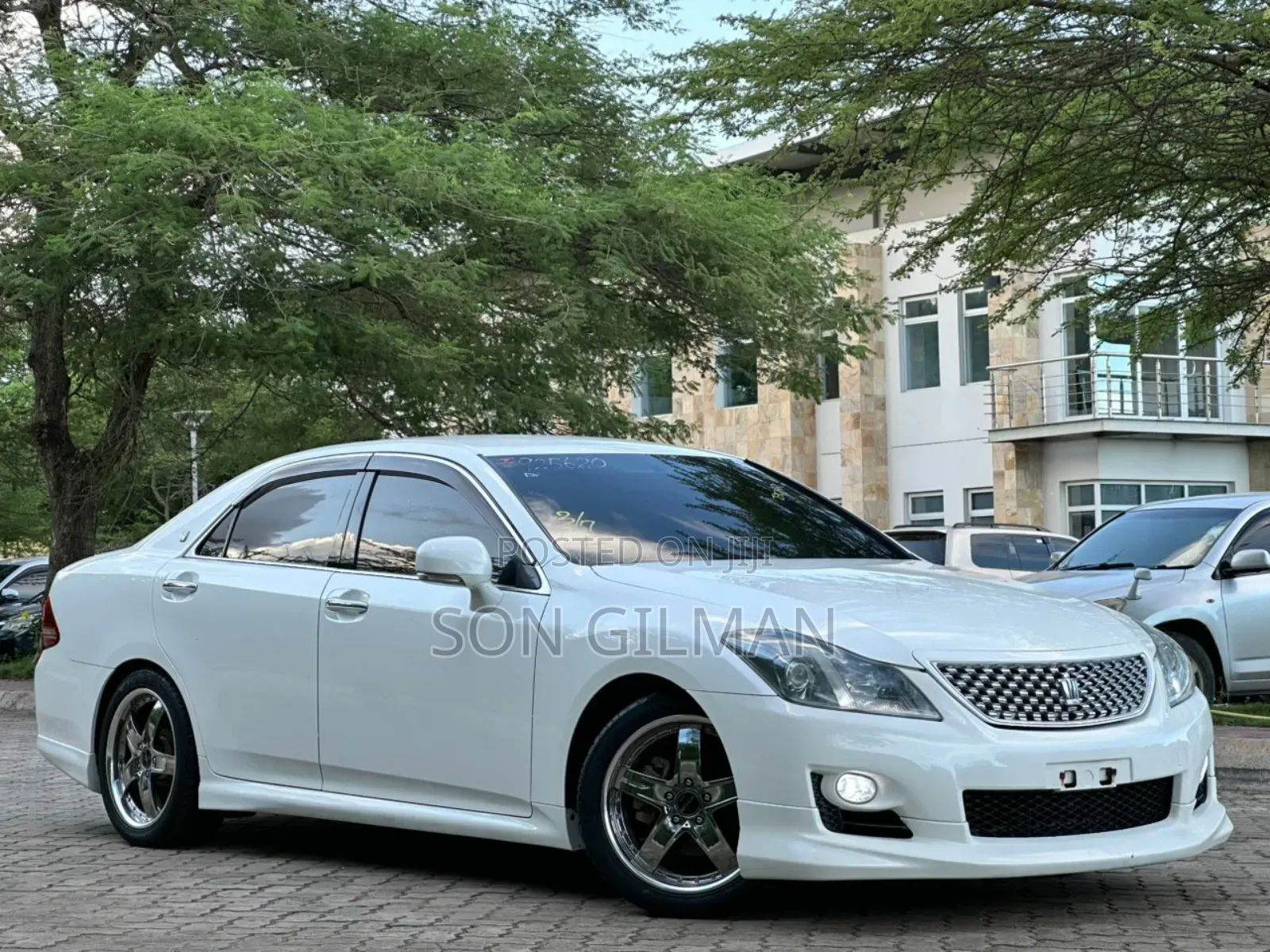 Toyota Crown 2009 Pearl