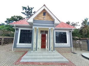 2bdrm Apartment in Kimara Stop Over for rent