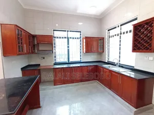 2bdrm Apartment in Kimara Stop Over for rent
