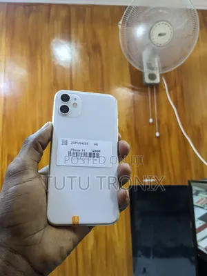 Apple iPhone 11 128 GB White