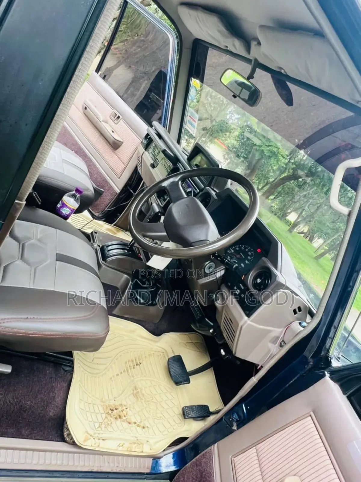 Toyota Land Cruiser 2004 Blue