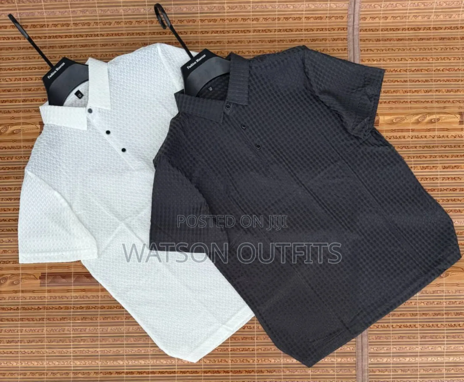 Formsix Plain Za Buttons/Vifungo