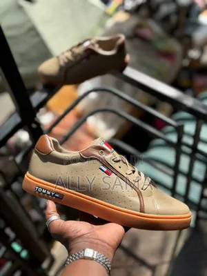 Men's Sneakers Tommy Material Leather