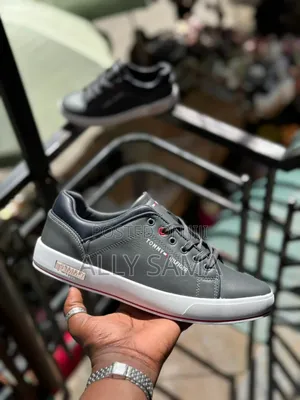 Men's Sneakers Tommy Hilfiger Material Leather