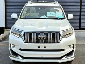 Toyota Land Cruiser Prado 2022 White