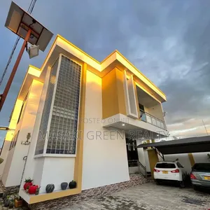 4bdrm House in Makumbusho Estate, Kinondoni for sale