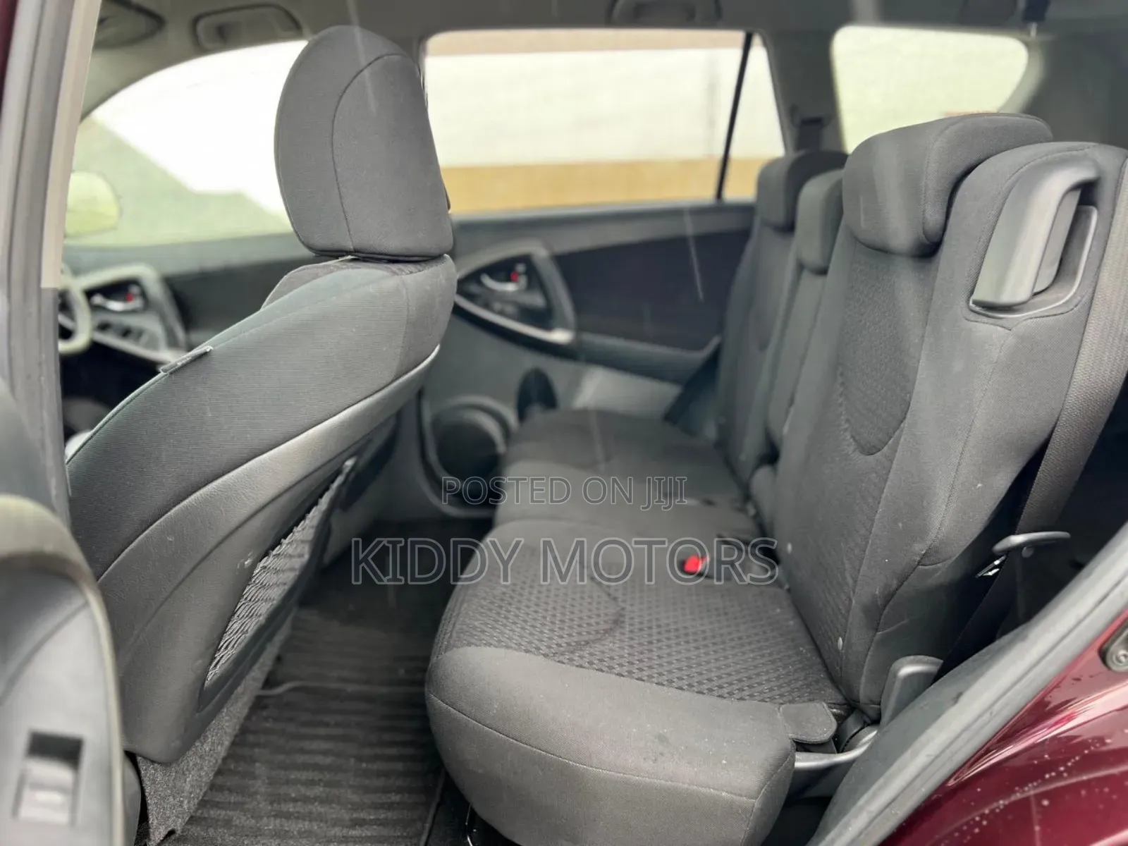 Toyota Vanguard 2012 Brown