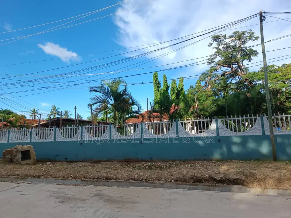 Plot for Sale Regent