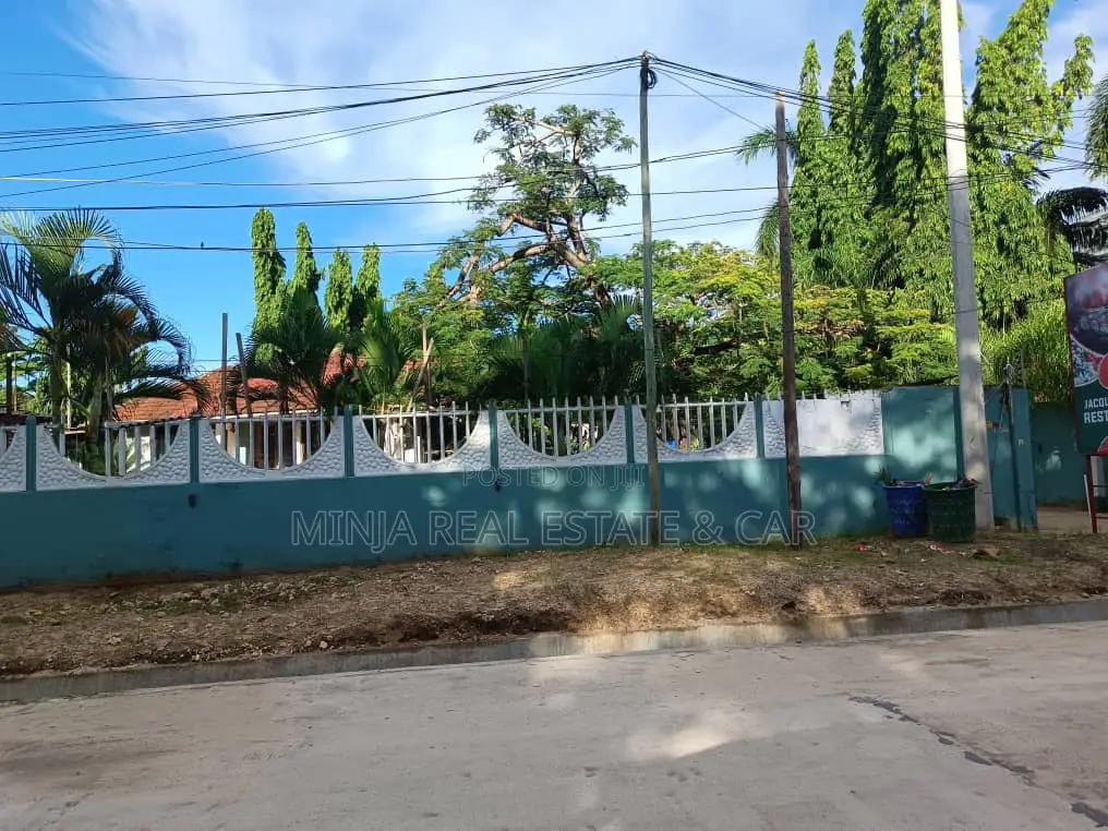 Plot for Sale Regent