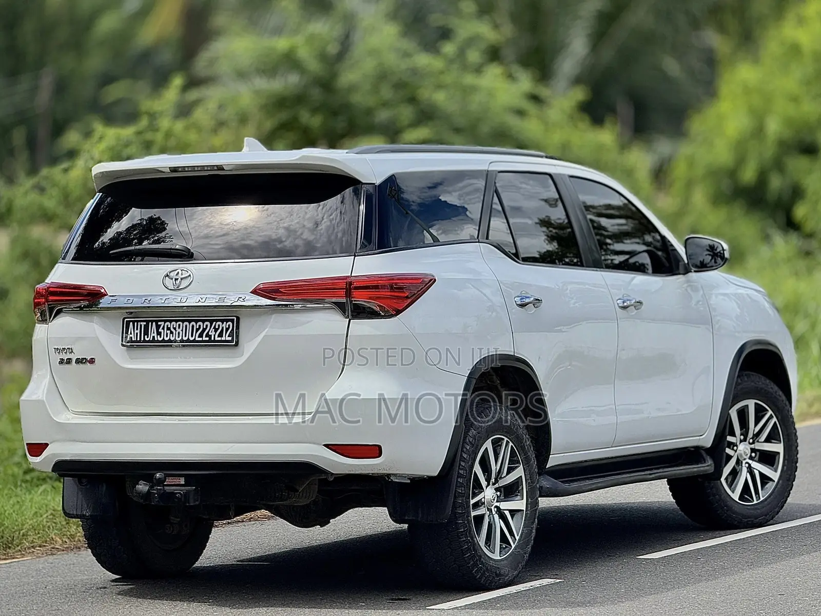 Toyota Fortuner 2.8 D AWD 2017 White